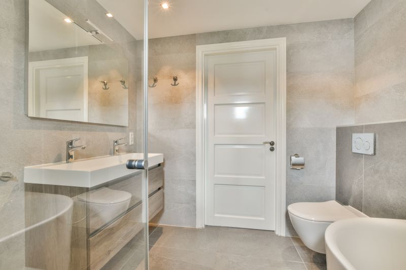 Top Bathroom Remodeling Companies in Holly, MI
